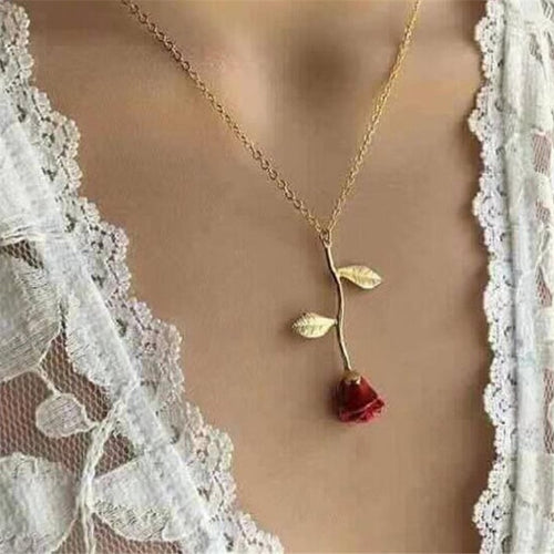 Trendy Red Rose Pendant Necklace Women Jewelry Choker Necklace Chain Women Collier Femme Boho Necklaces Collar Gold Women Gifts